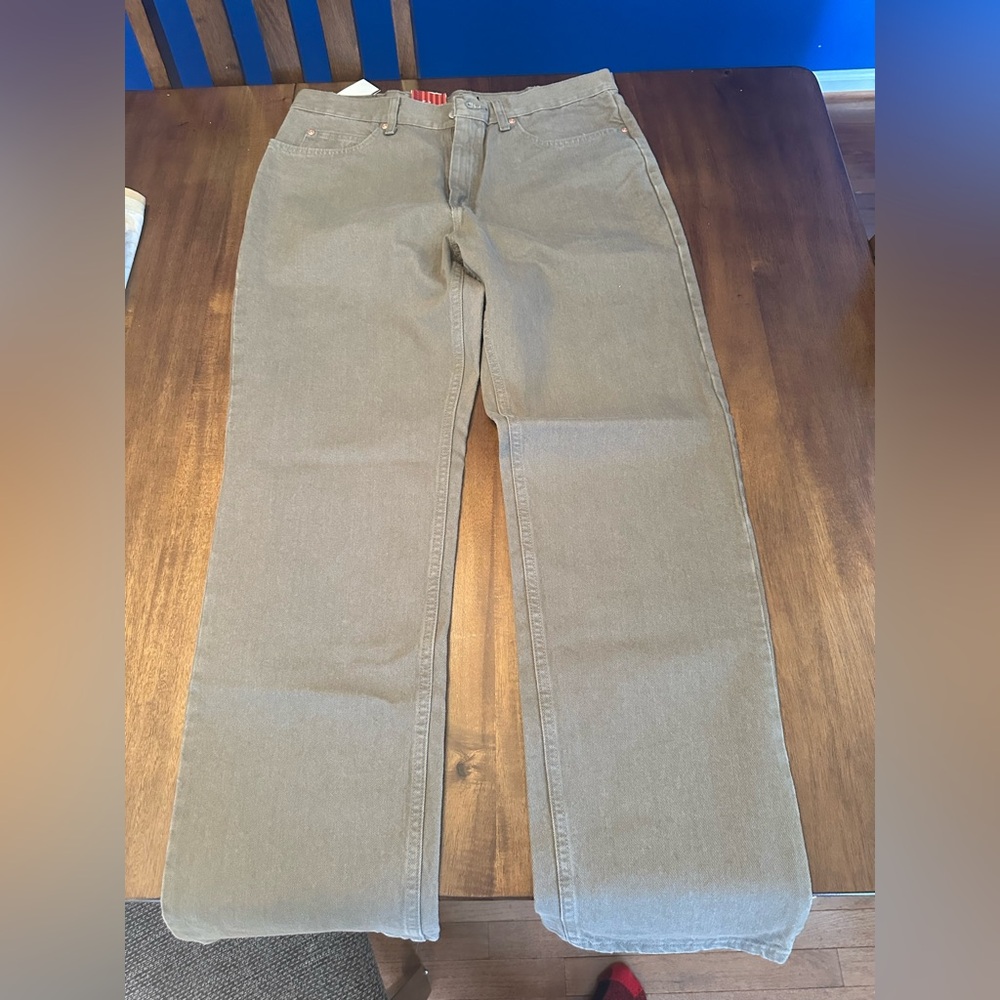 Men's new with tags Lee relaxed fit. Straight leg. 36x34